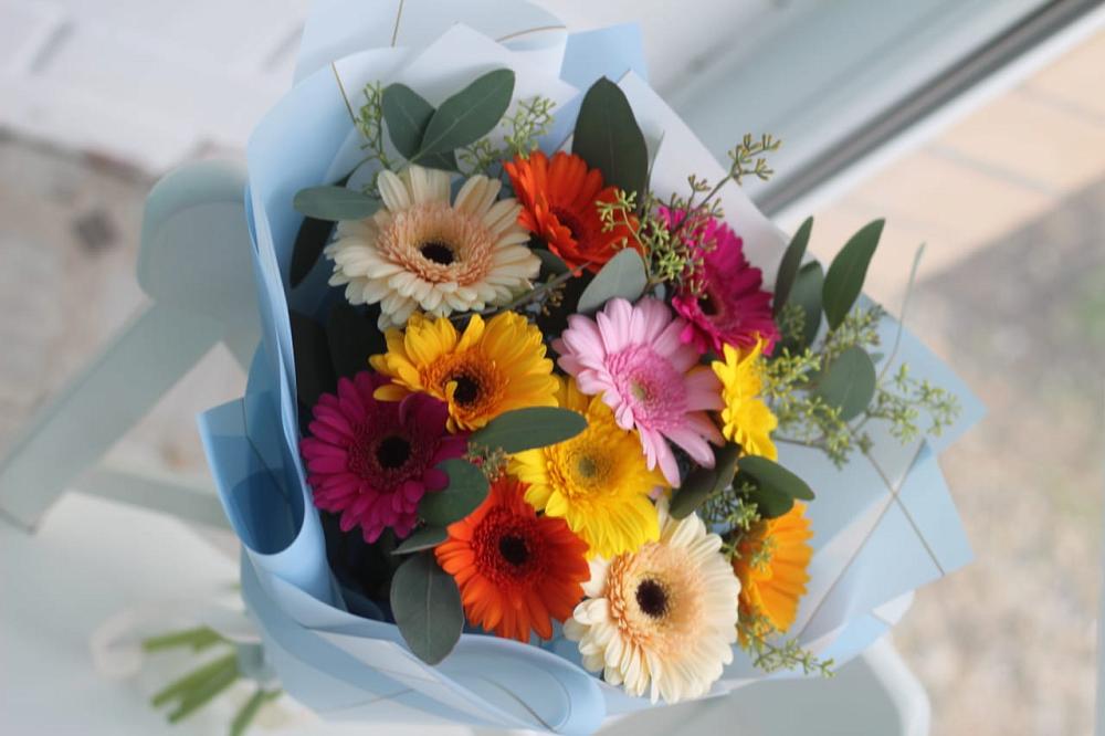 Букет цветов из: Герберы в Семендере