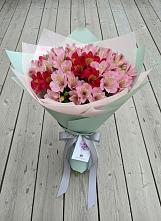 Букет цветов из:  Альстромерии в Семендере