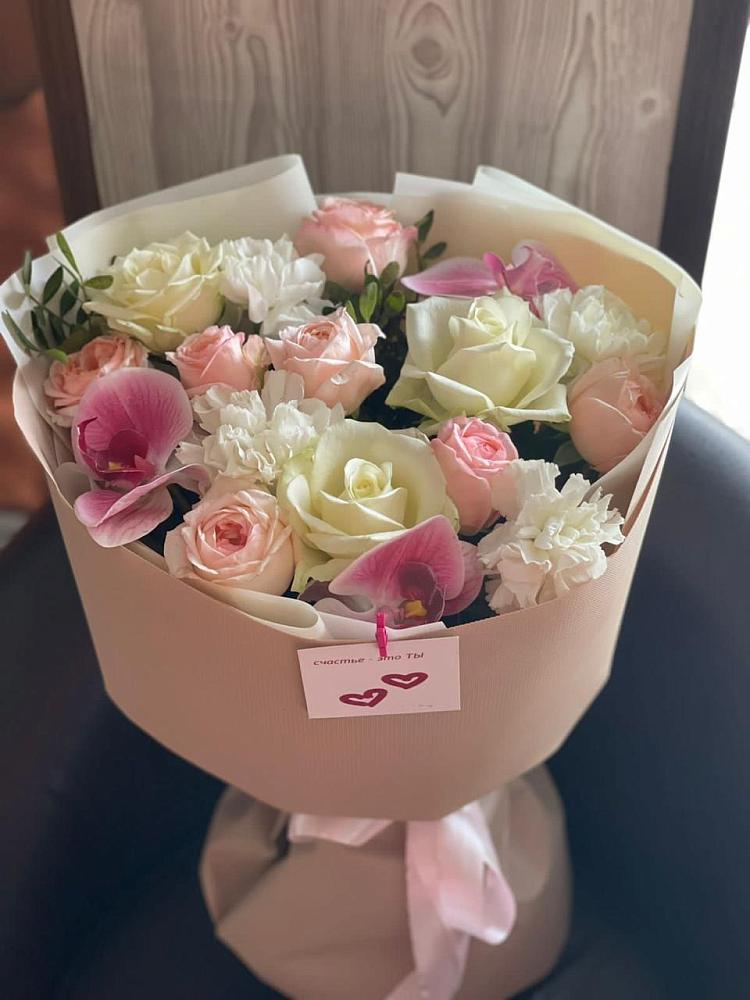 Букет цветов из: Орхидеи, Розы и Гвоздики в Семендере