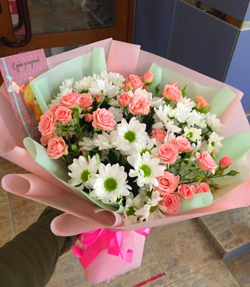 Букет цветов из: Розы и Хризантемы в Семендере