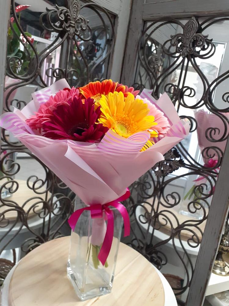 Букет цветов из: Герберы в Семендере