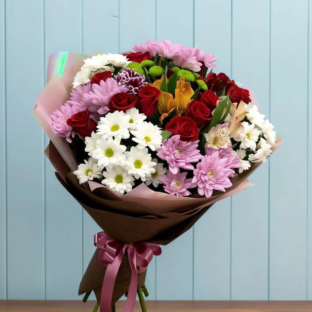 Букет цветов из: Розы, Хризантемы и Альстромерии в Семендере