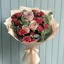 Букет цветов из:  Гвоздики и Розы в Семендере